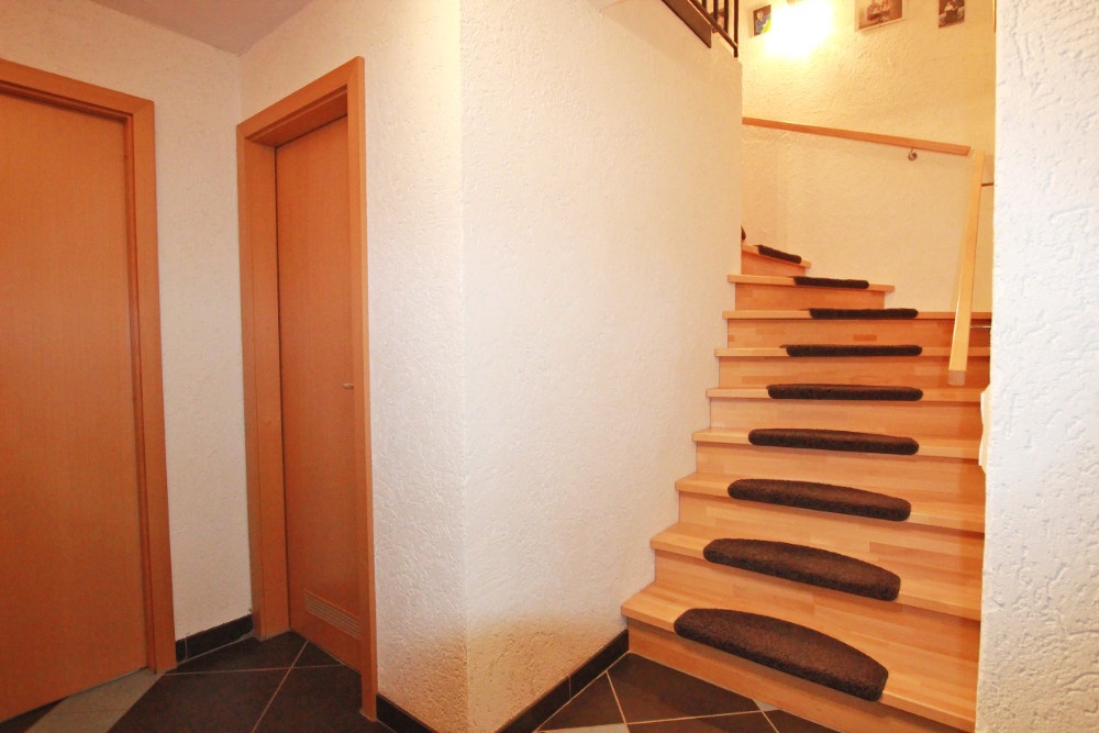 Treppenaufgang zum DG Wohnung kaufen Waiblingen / Bittenfeld