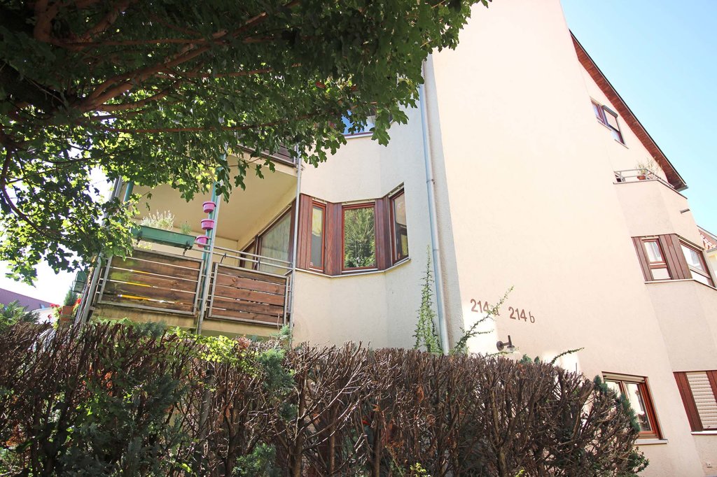 Blick auf Balkon Wohnung kaufen Stuttgart