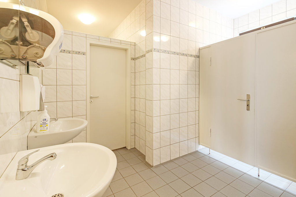 WC Gastgewerbe mieten Stuttgart / Rot